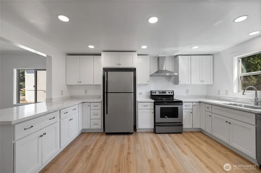 6213 S Mullen Street Tacoma WA 98409