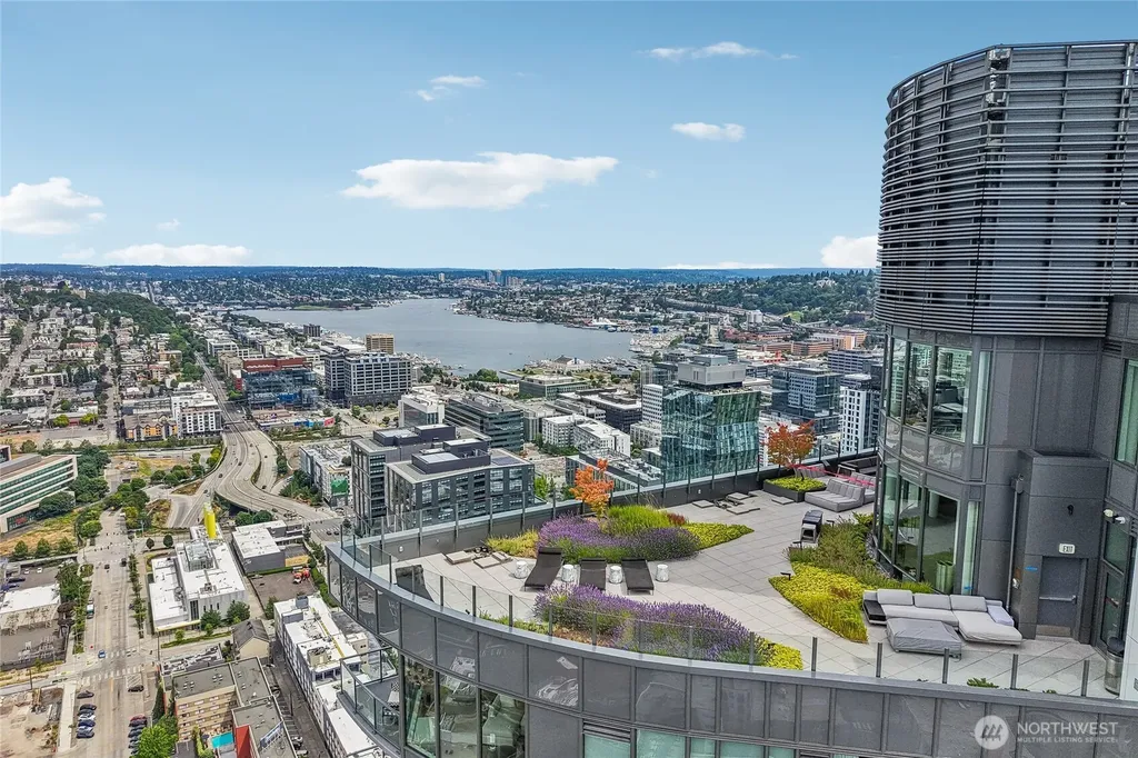 2510 6th Avenue Seattle WA 98121