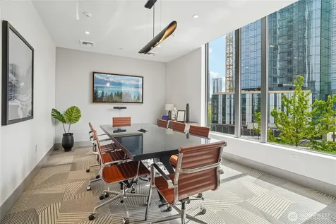 2510 6th Avenue Seattle WA 98121