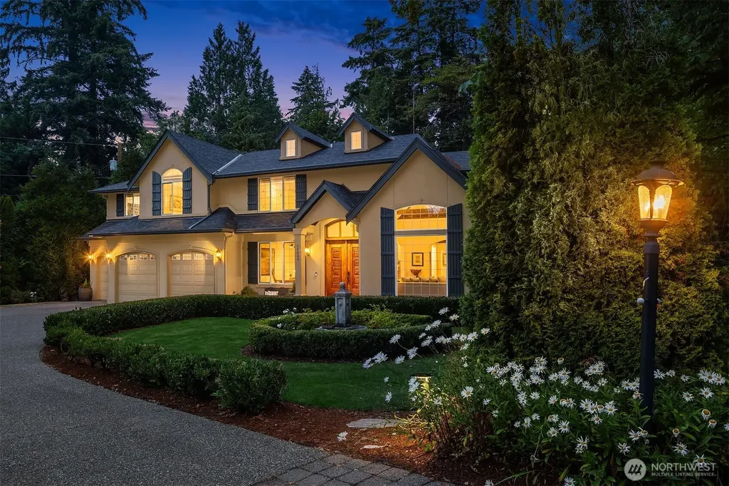 12022 NE 97th Street Kirkland WA 98033