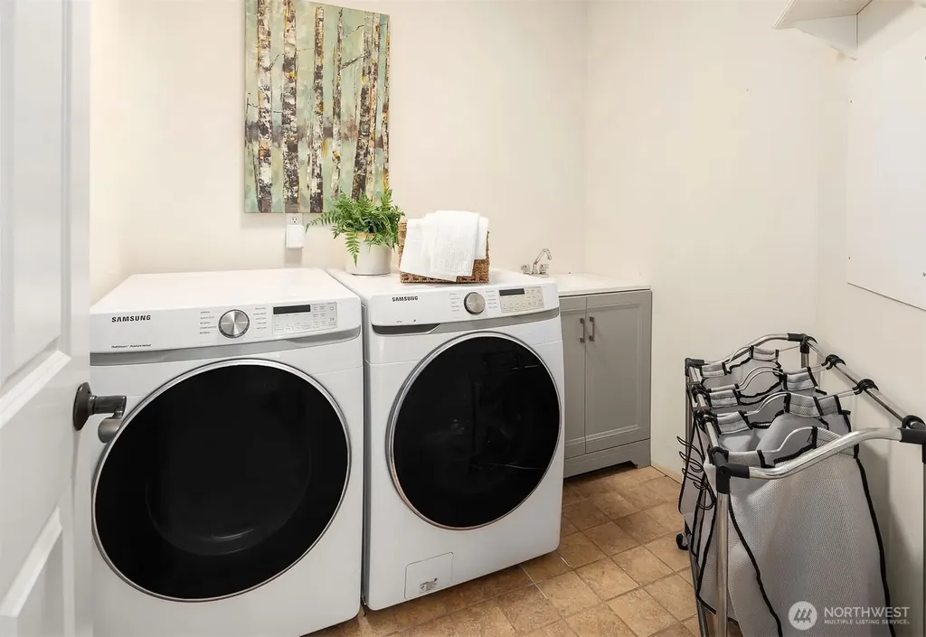 12022 NE 97th Street Kirkland WA 98033