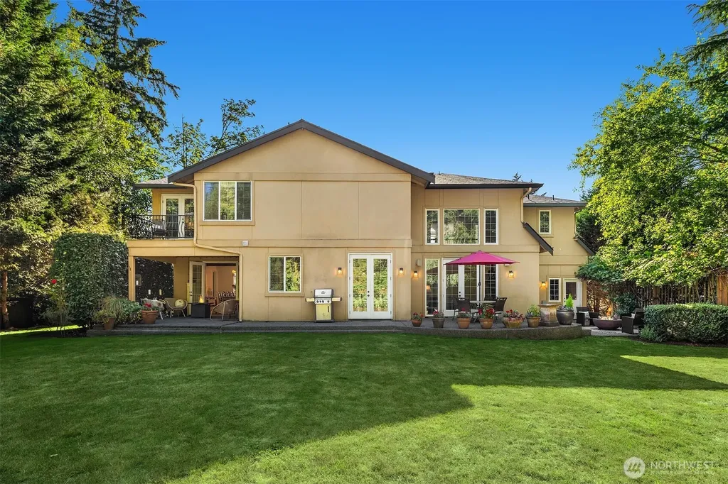12022 NE 97th Street Kirkland WA 98033