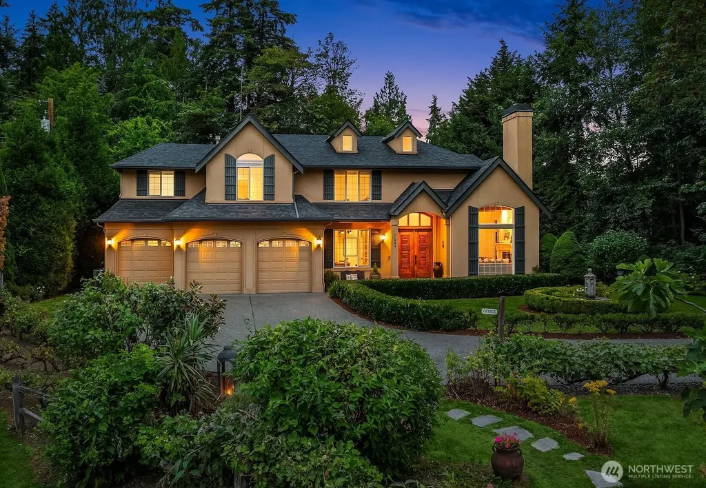 12022 NE 97th Street Kirkland WA 98033