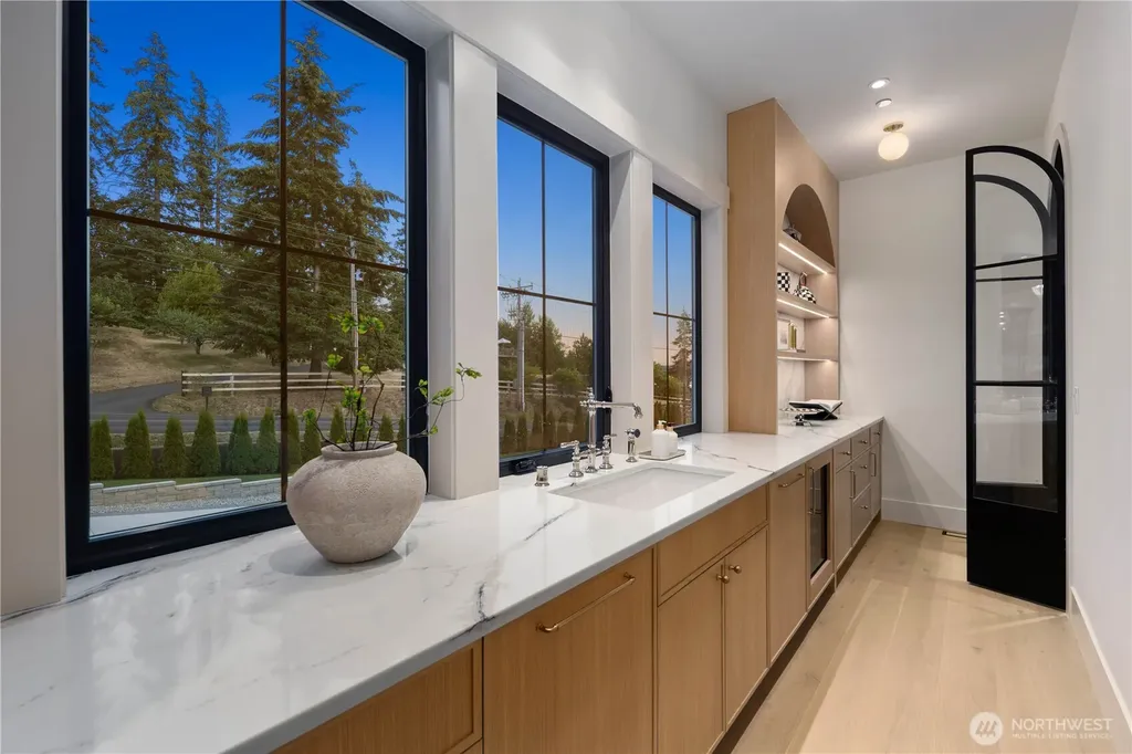 6220 Cromwell Drive NW Gig Harbor WA 98335
