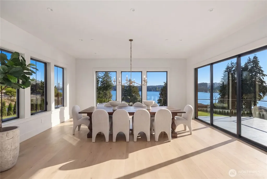 6220 Cromwell Drive NW Gig Harbor WA 98335