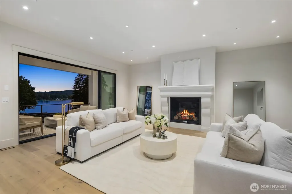 6220 Cromwell Drive NW Gig Harbor WA 98335