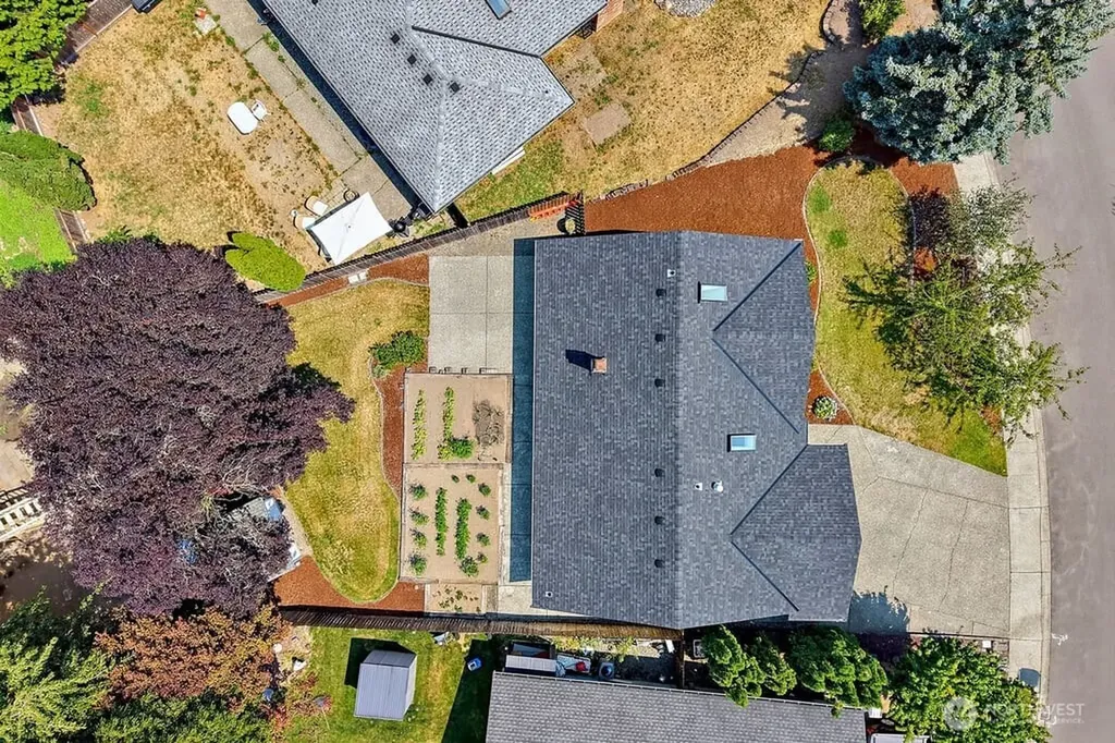 12512 SE 275th Place Kent WA 98030