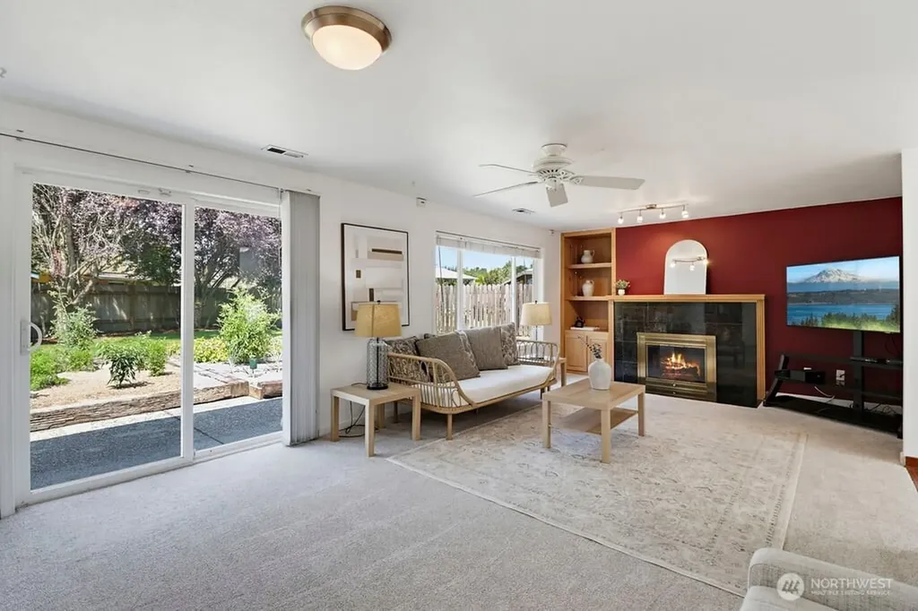 12512 SE 275th Place Kent WA 98030