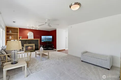 12512 SE 275th Place Kent WA 98030