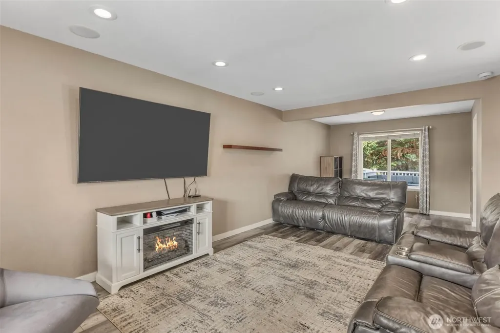 10205 216th Avenue E Bonney Lake WA 98391