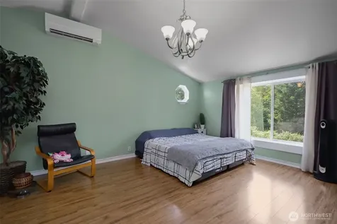 18908 SE 116th Place Issaquah WA 98027