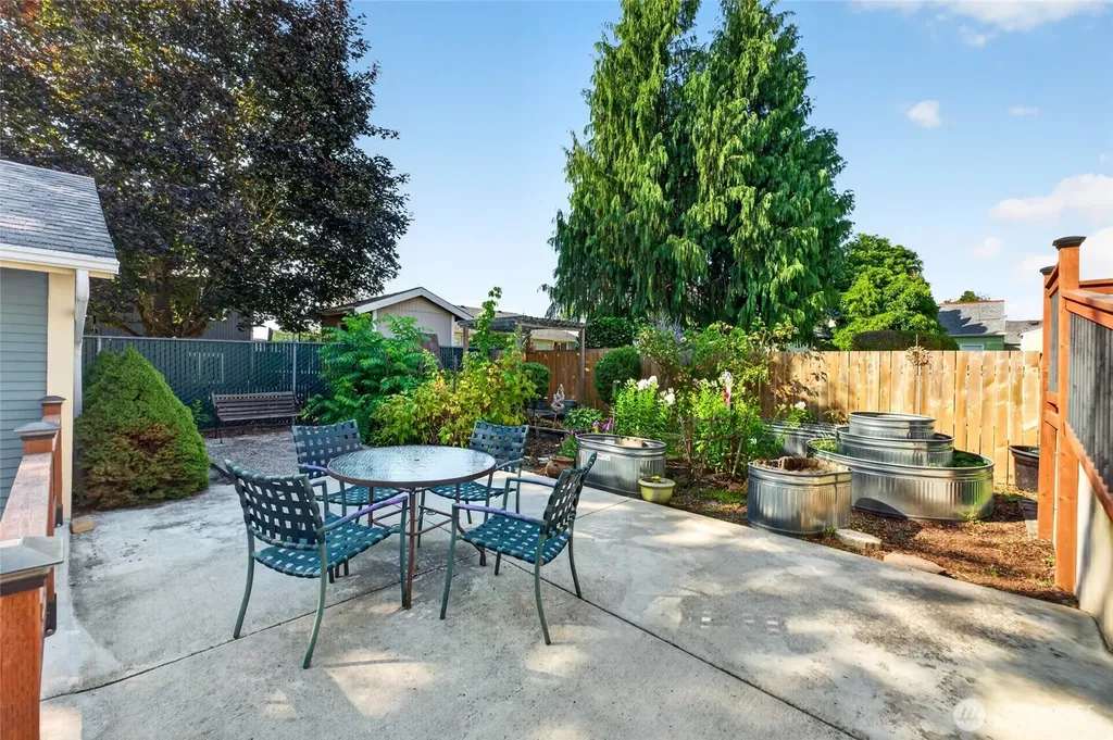 1372 Marion Street Enumclaw WA 98022