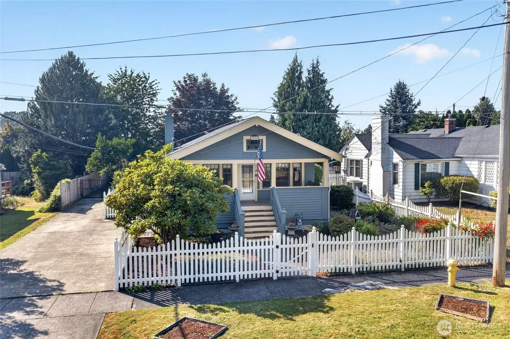 1372 Marion Street Enumclaw WA 98022