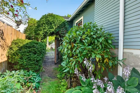1372 Marion Street Enumclaw WA 98022