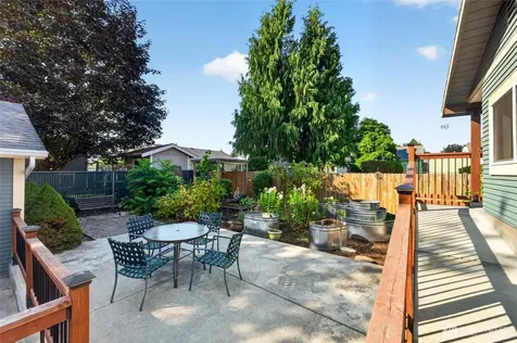 1372 Marion Street Enumclaw WA 98022