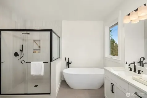 404 Edmonds Ave NE Renton WA 98056