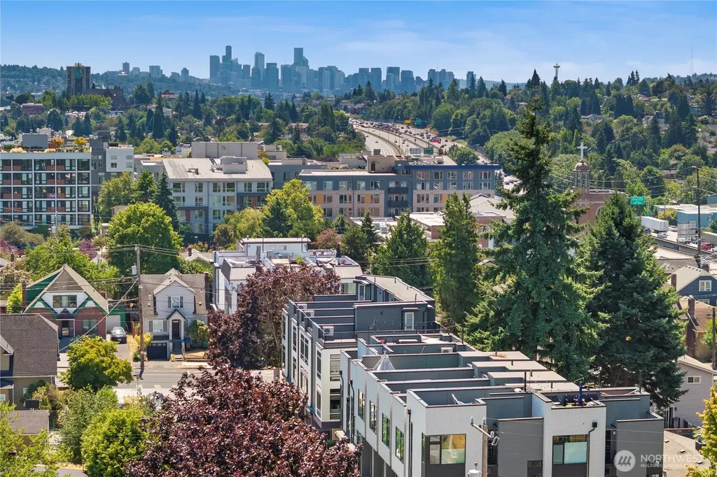 7009 9th Avenue NE Seattle WA 98115