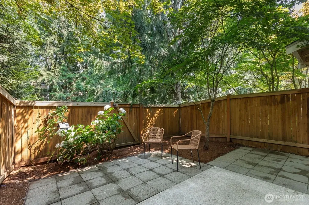 9216 157th Place NE Redmond WA 98052