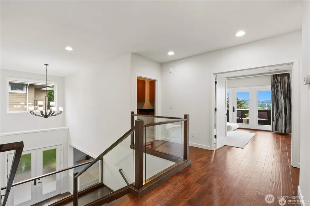 11262 SE 34th Street Bellevue WA 98004