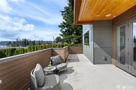 11262 SE 34th Street Bellevue WA 98004