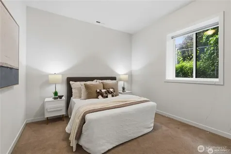 11262 SE 34th Street Bellevue WA 98004