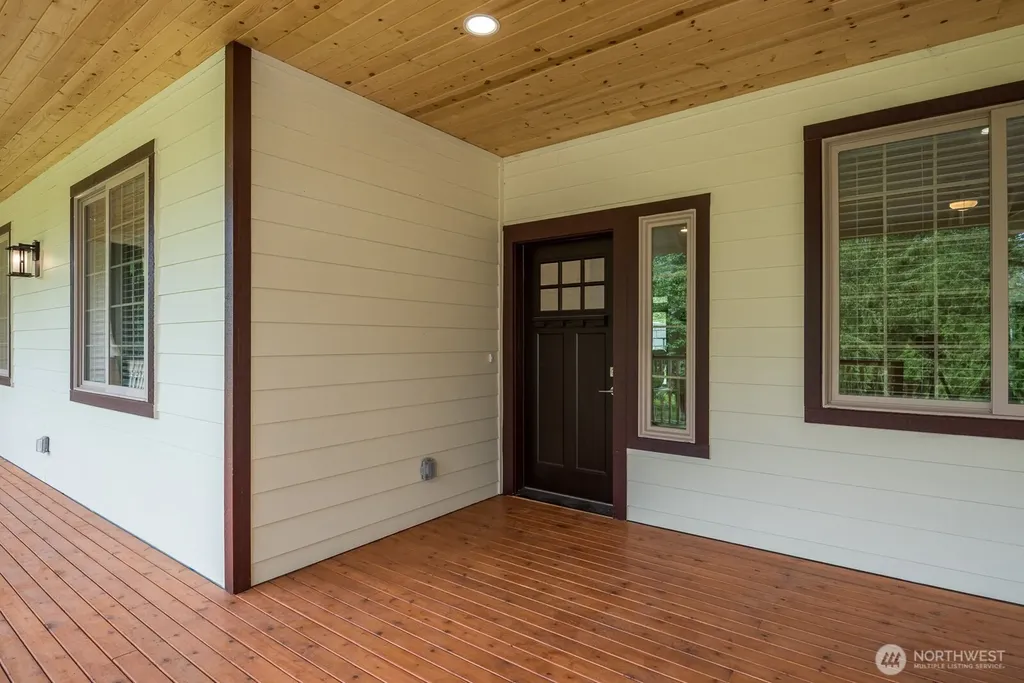 2820 256th Street NW Stanwood WA 98292