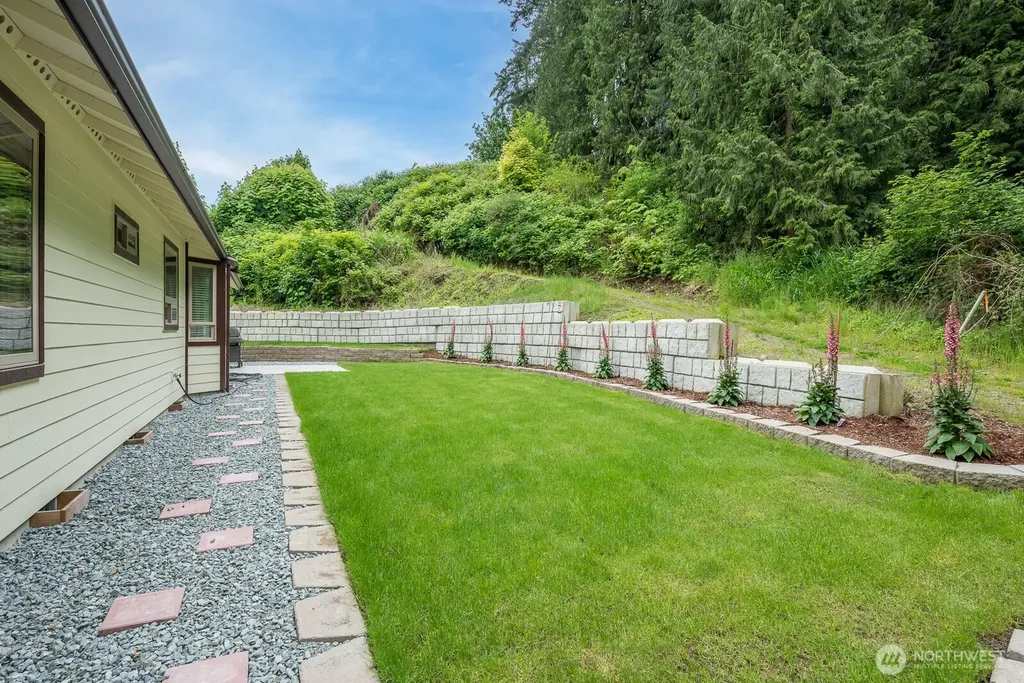 2820 256th Street NW Stanwood WA 98292