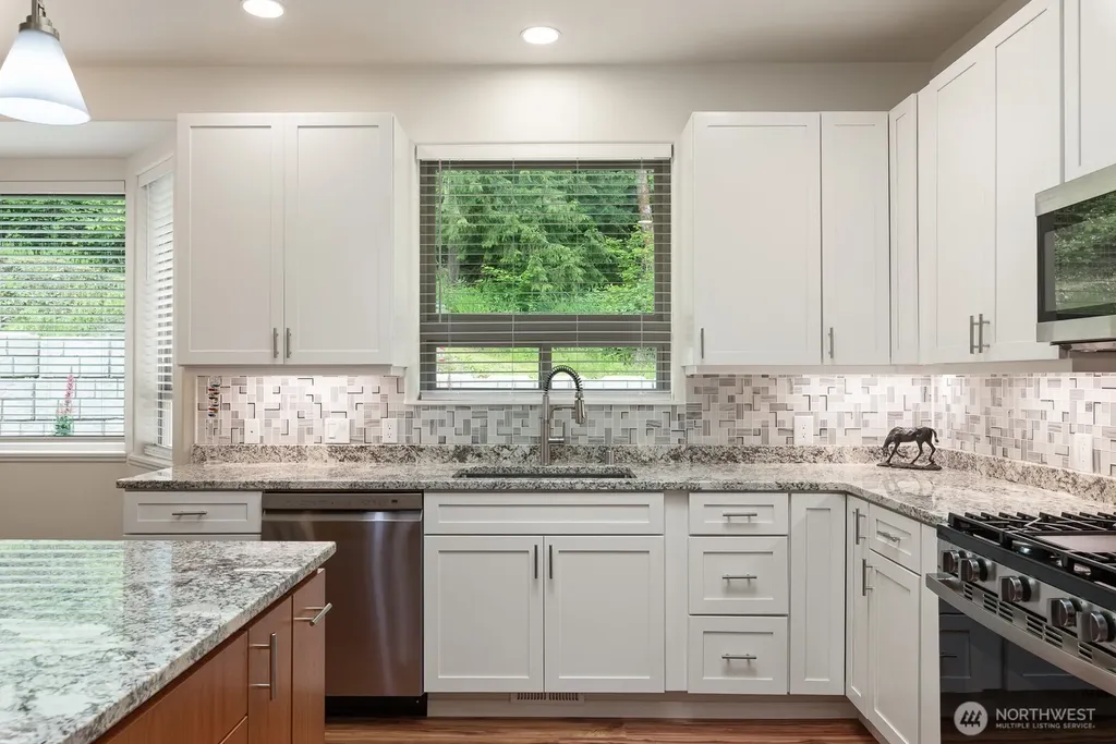 2820 256th Street NW Stanwood WA 98292