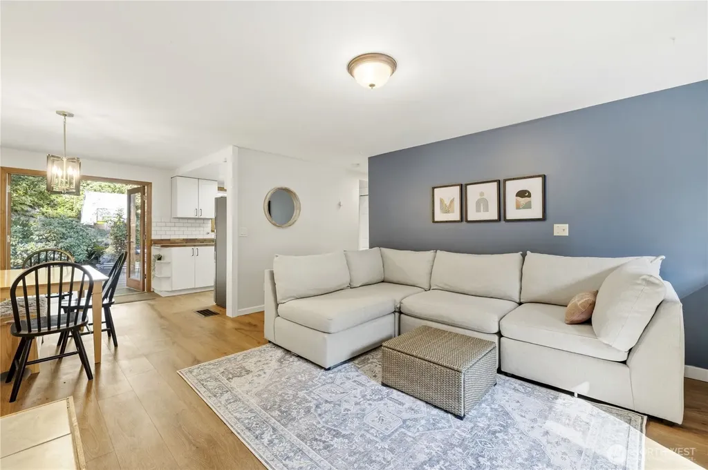 17304 NE 156th Street Woodinville WA 98072