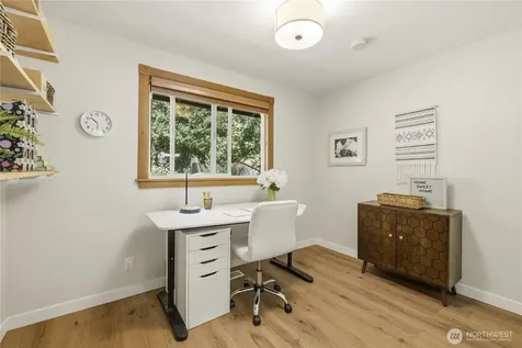 17304 NE 156th Street Woodinville WA 98072