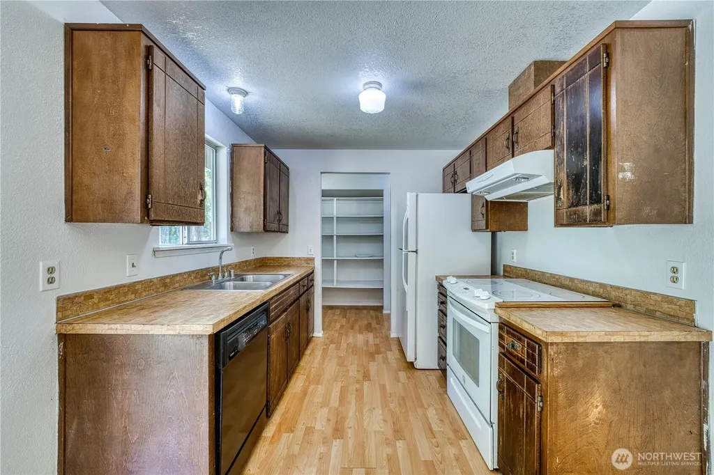 410 El Camino Drive Sequim WA 98382