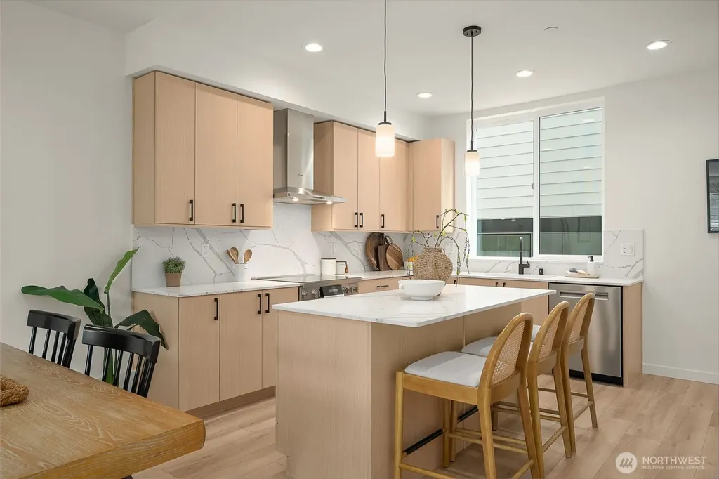 1912 Ferry Avenue SW Seattle WA 98116