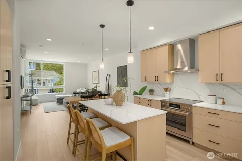 1912 Ferry Avenue SW Seattle WA 98116