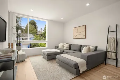 1912 Ferry Avenue SW Seattle WA 98116