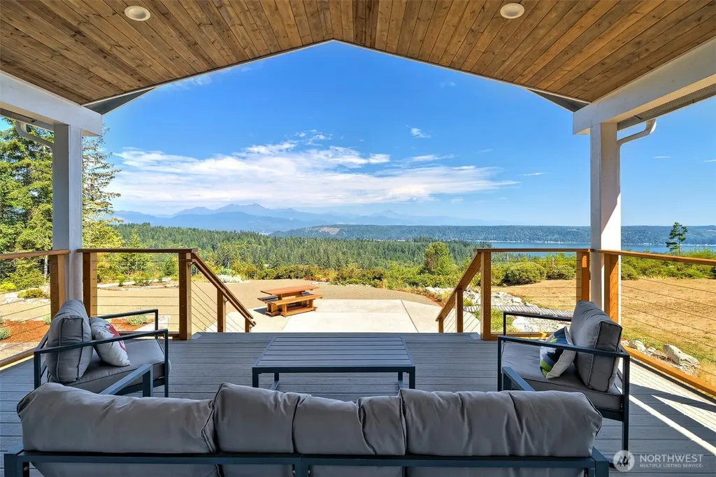 551 E Hyland Drive Union WA 98592