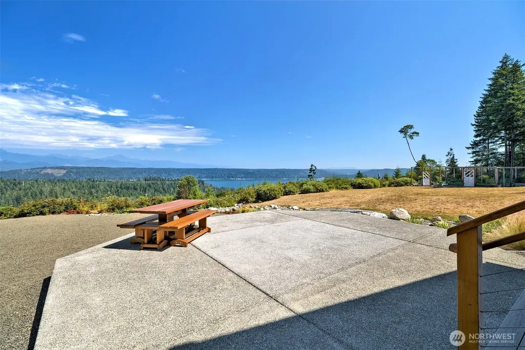 551 E Hyland Drive Union WA 98592