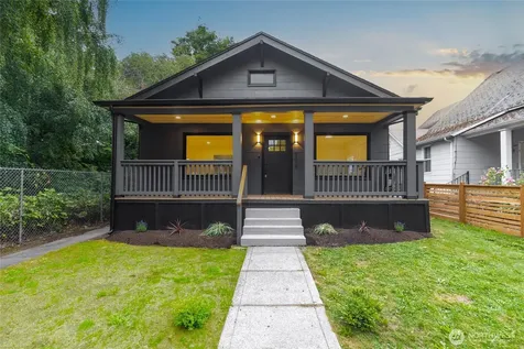 4015 S Yakima Avenue Tacoma WA 98418