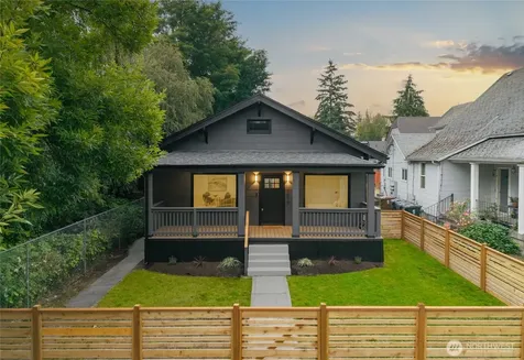 4015 S Yakima Avenue Tacoma WA 98418