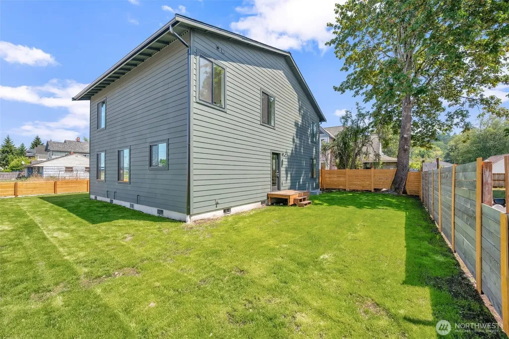 302 E Pine Street Centralia WA 98531