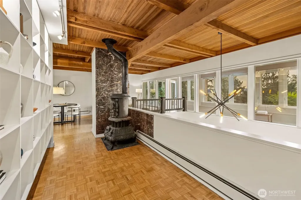9674 50th Avenue SW Seattle WA 98136