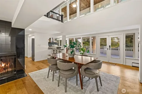 9674 50th Avenue SW Seattle WA 98136