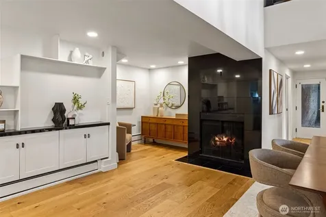 9674 50th Avenue SW Seattle WA 98136