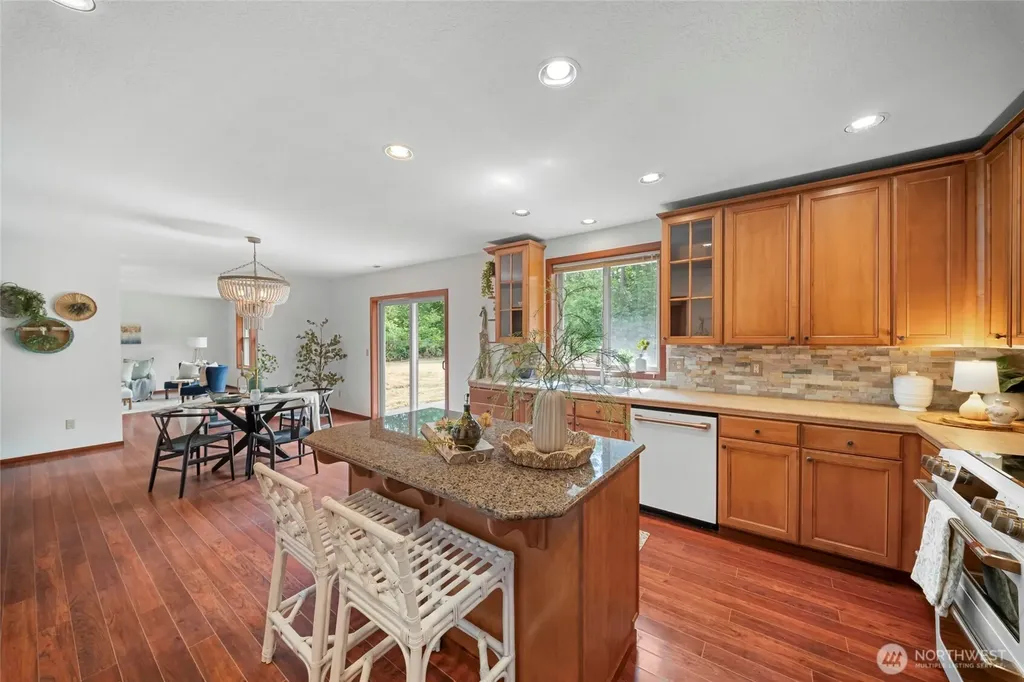 5542 Meadowood Lane NE Olympia WA 98506