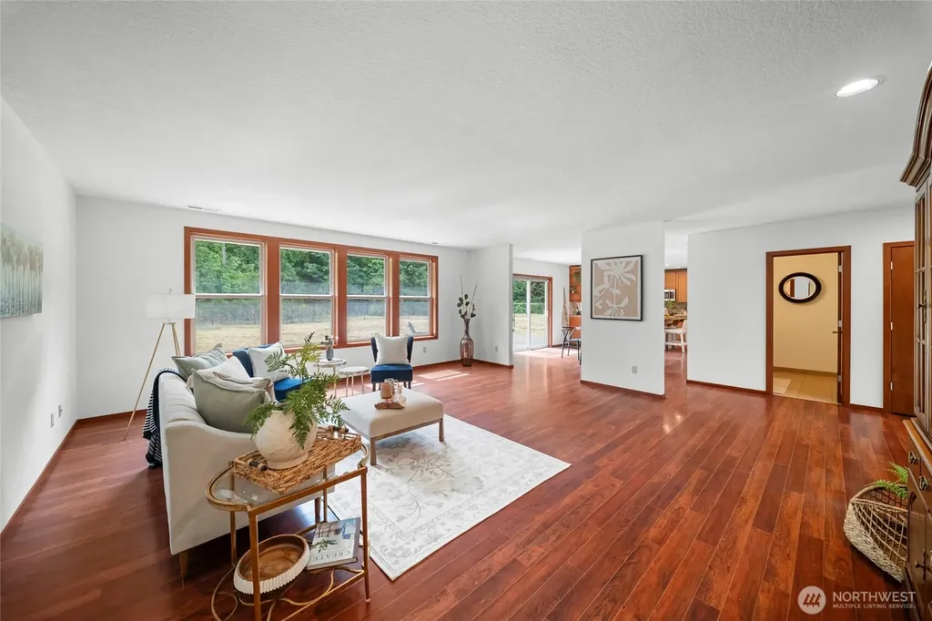 5542 Meadowood Lane NE Olympia WA 98506