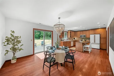 5542 Meadowood Lane NE Olympia WA 98506