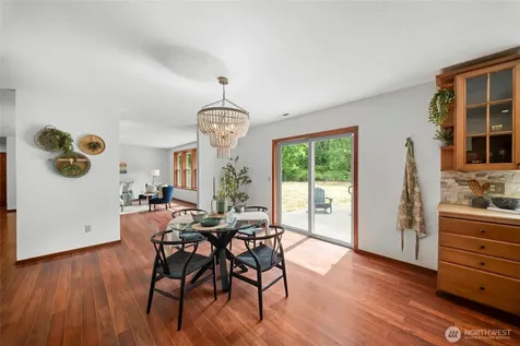 5542 Meadowood Lane NE Olympia WA 98506