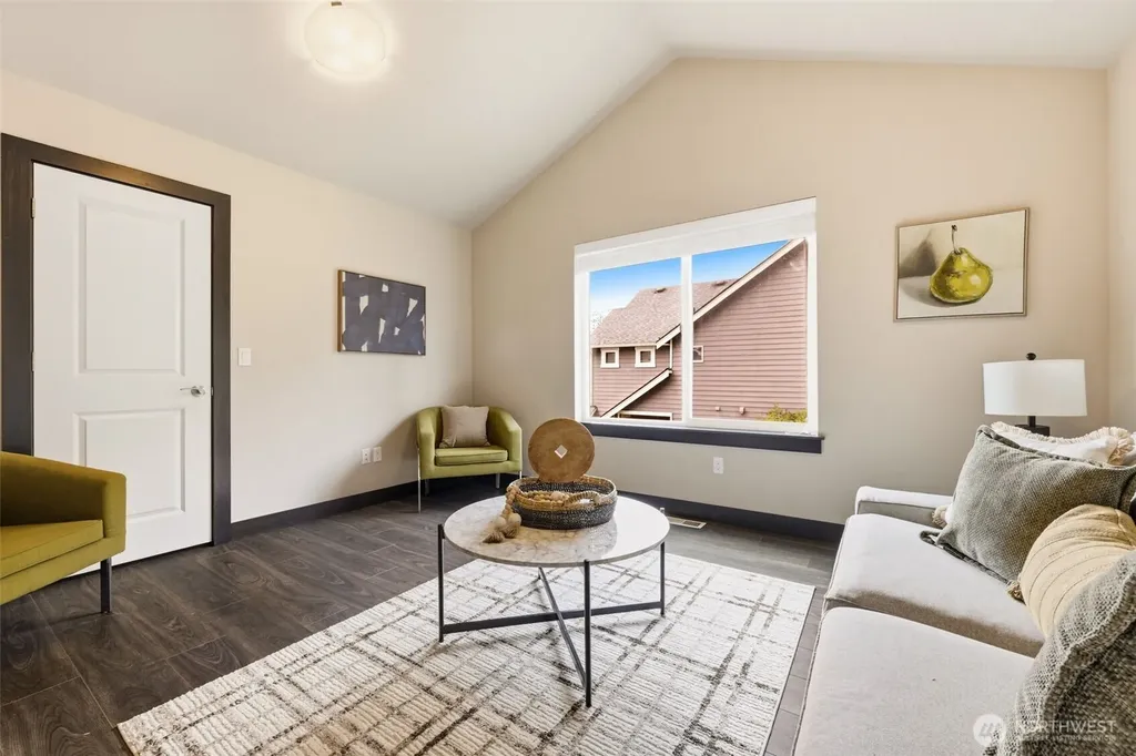 19311 Meridian Drive SE Bothell WA 98012