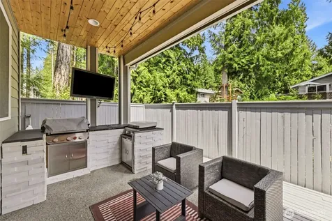 19311 Meridian Drive SE Bothell WA 98012