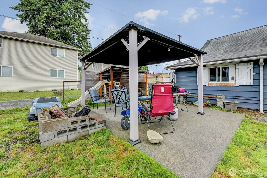 112 Cascade Avenue Granite Falls WA 98525