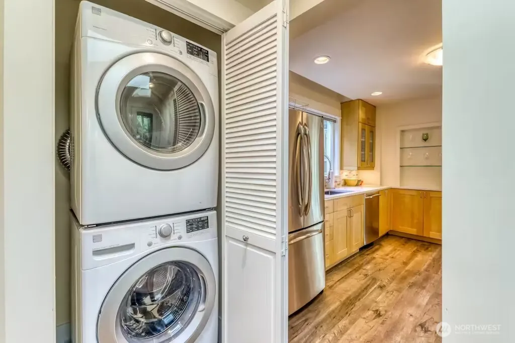 462 N 44th Street Seattle WA 98103